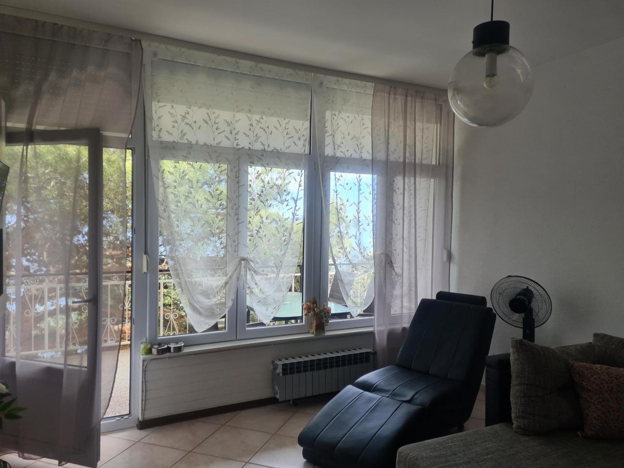 Apartments Adisa 오미스 외부 사진